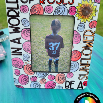 Be a Sunflower Picture Frame with Artesprix Markers!